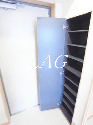 玄関　玄関です。