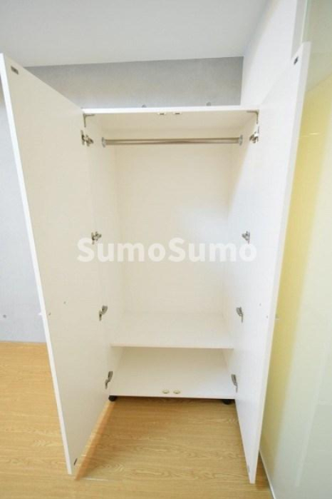 収納　移動式クローゼット