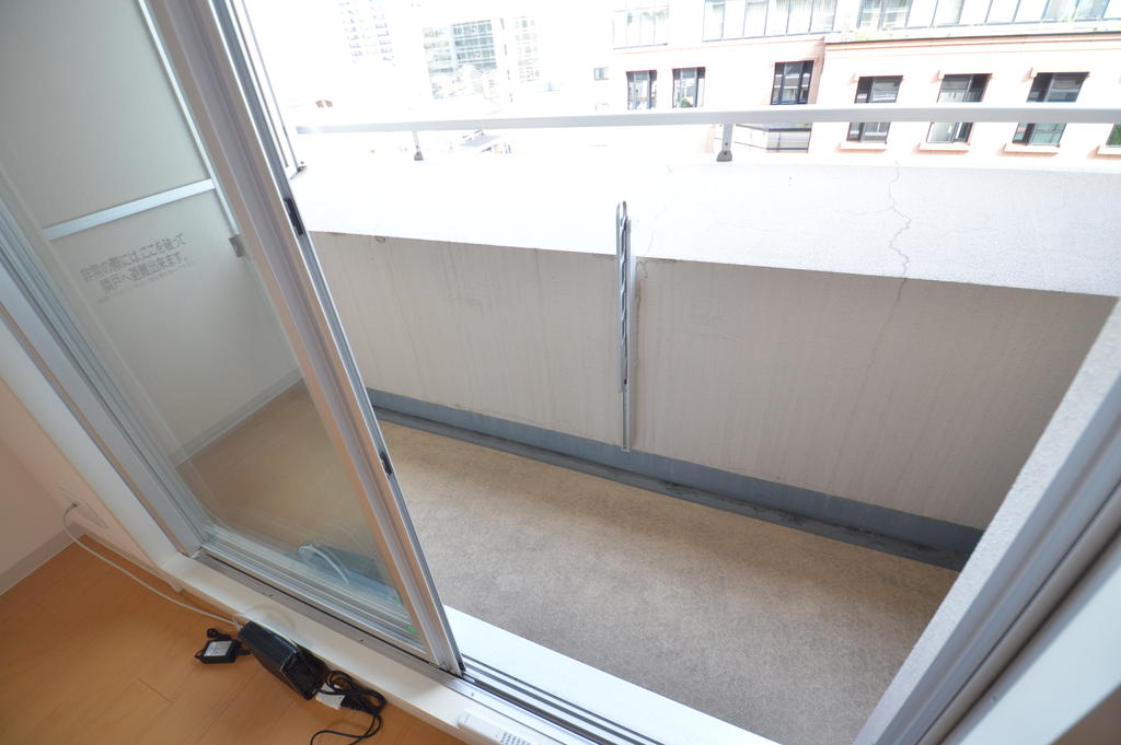 バルコニー　（参考）他室の写真を使用しています。現況優先となります。