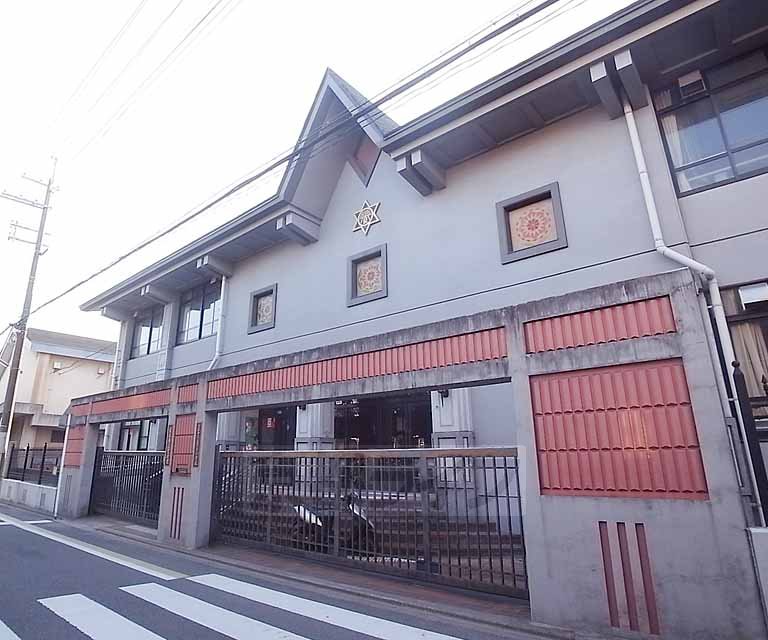 小学校　養正小学校（小学校）まで348m