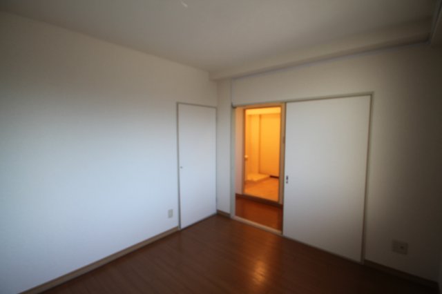 その他部屋・スペース　参考。同じ建物の別のお部屋の写真です。現況優先。