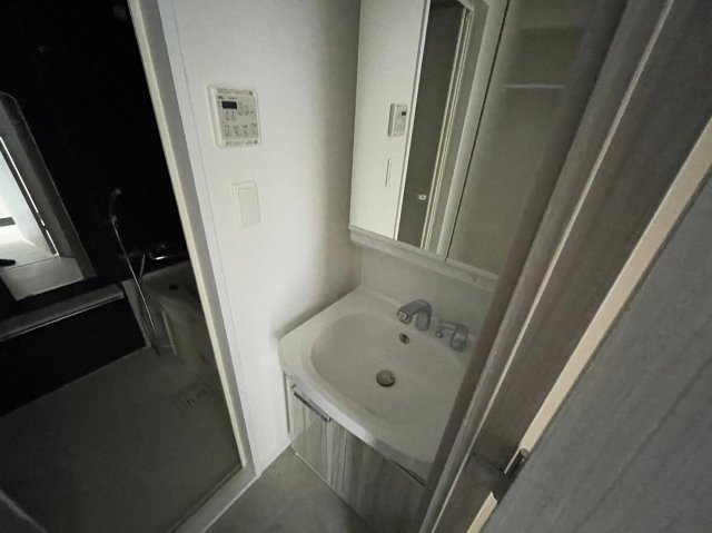 洗面設備　ソルテラス阿波座ウィズ　独立洗面台