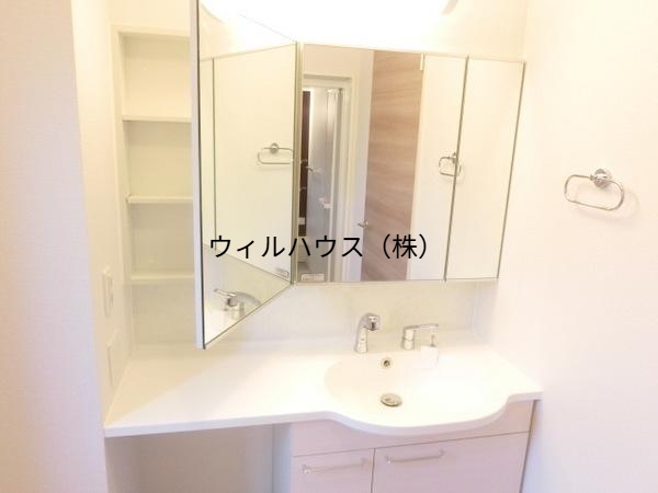 洗面設備　独立洗面台！