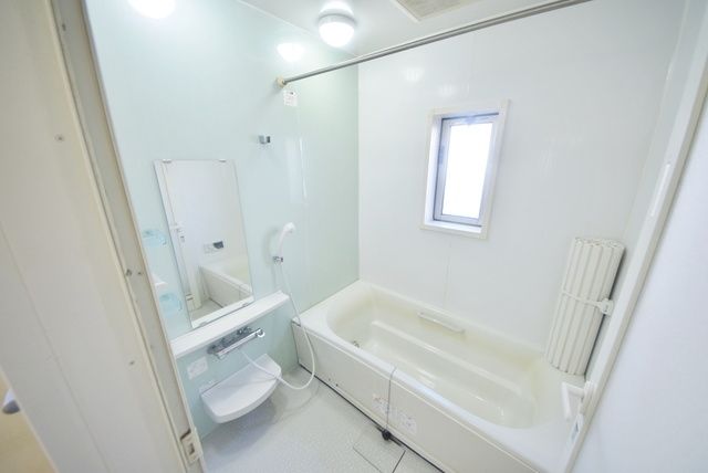 バス・シャワールーム　別部屋参考写真