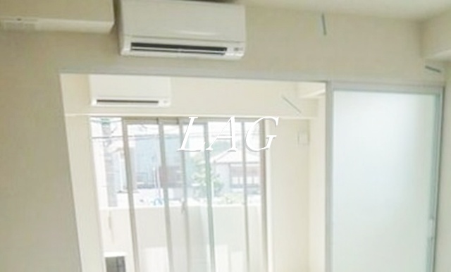 その他　エアコン付です。
