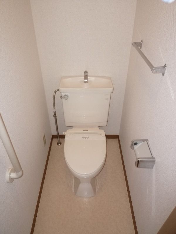 トイレ　別号室参考写真