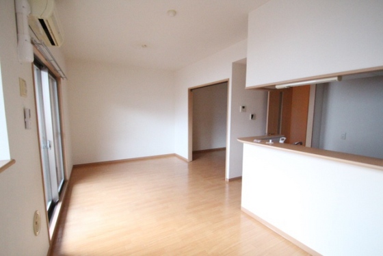 居室・リビング　※別部屋の写真です