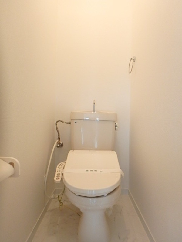 トイレ　図面と現状に相違がある場合には現状を優先