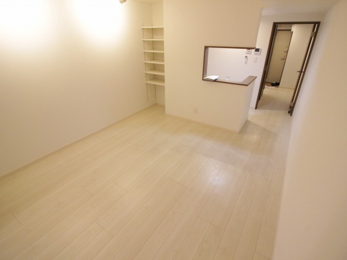 居室・リビング　※写真は同型タイプ、現況優先。