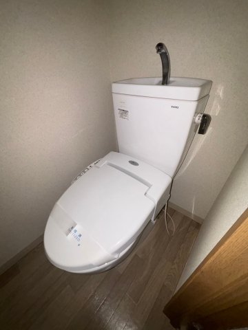 トイレ　落ち着いたトイレです