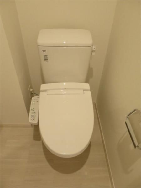 トイレ　シンプルで使いやすいトイレです