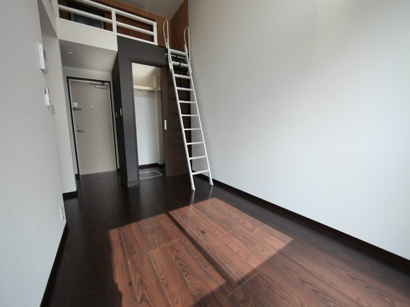 その他　洋室9帖　ロフト6.4帖（収納としても部屋としても使えます）