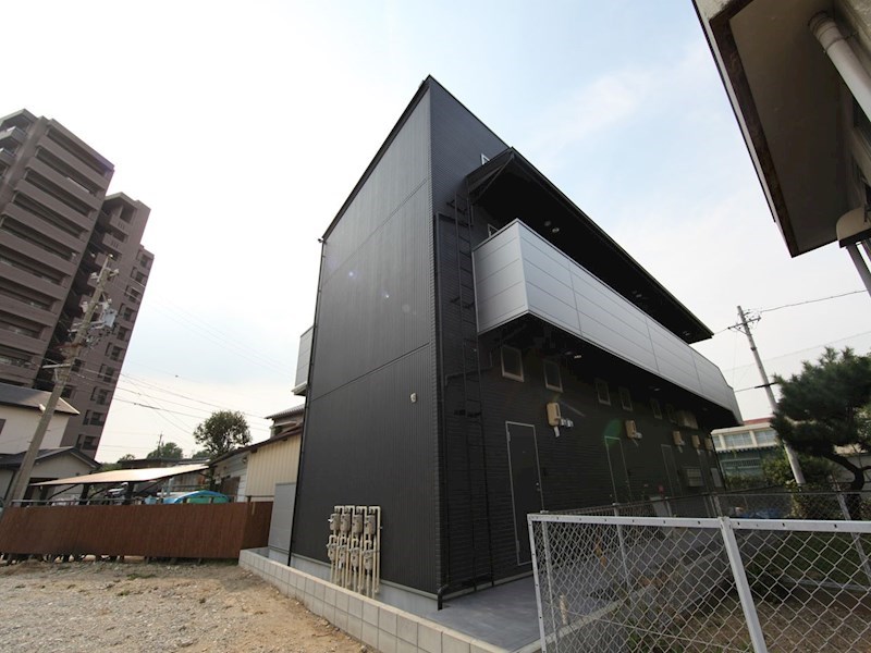 建物外観　外観　デザイナーズ　光インターネット無料