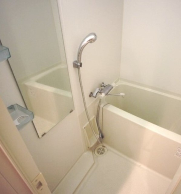 バス・シャワールーム　別部屋同仕様タイプ