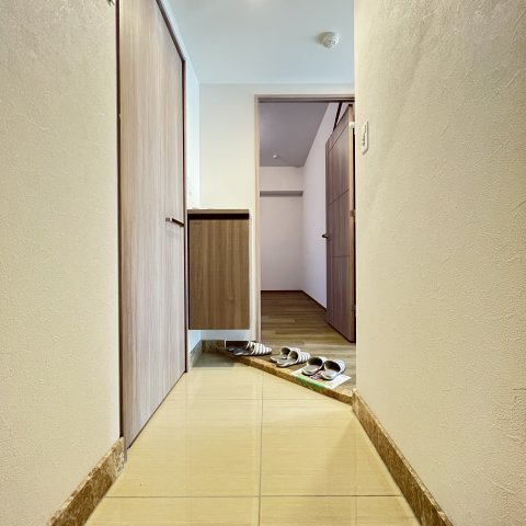 玄関　同仕様タイプです