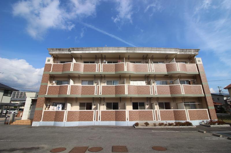 建物外観　コンフォータブル西条　建物外観