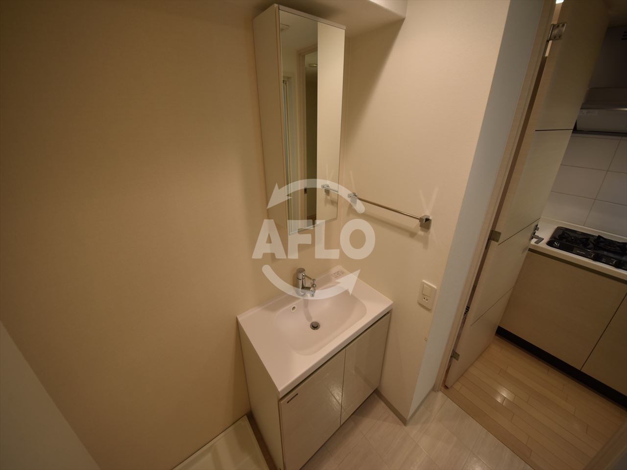 洗面設備　スワンズシティ天満橋　洗面化粧台