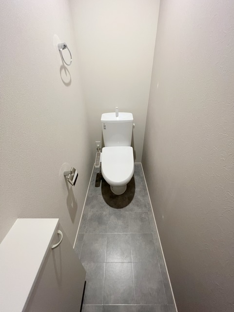 トイレ　★温水洗浄便座★