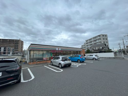 コンビニ　セブンイレブン 柏豊四季駅東店（コンビニ）まで800m