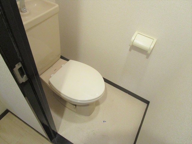 トイレ　リフォーム中