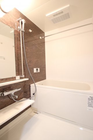バス・シャワールーム　日々の暮らしに欠かせないお風呂です
