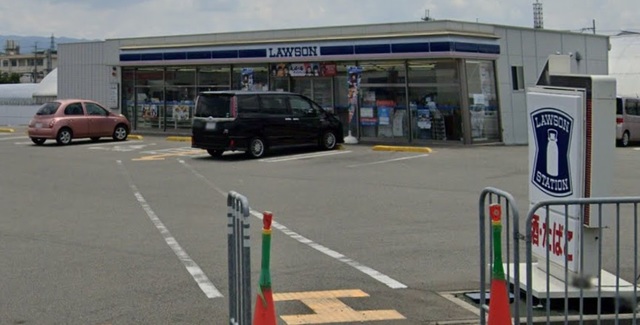 コンビニ　ローソン橿原雲梯町店（コンビニ）まで777m