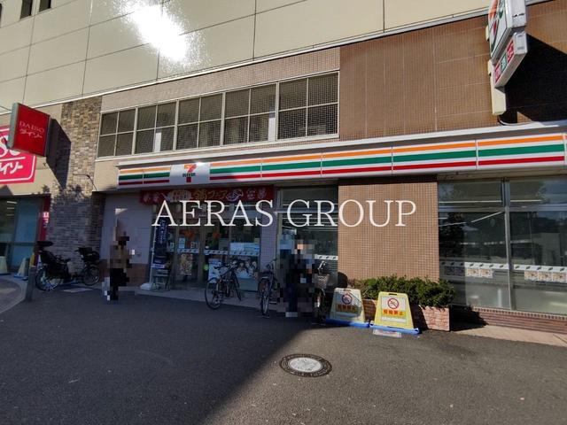 コンビニ　セブン-イレブン 狛江駅前店（コンビニ）まで282m