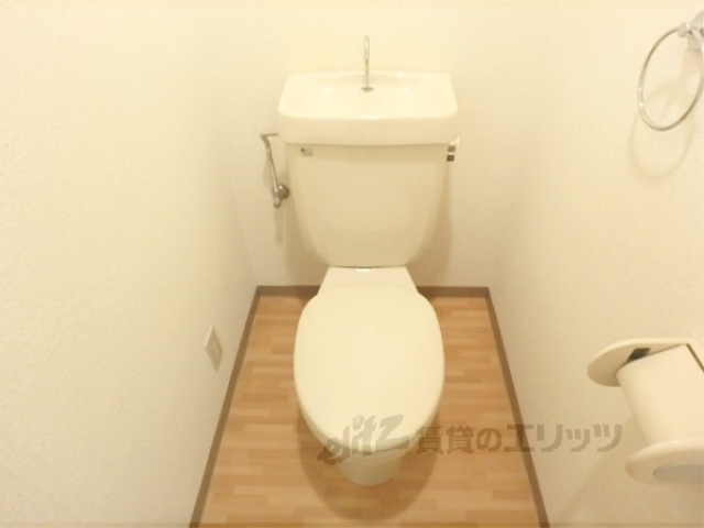 トイレ　セパレートです