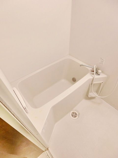 バス・シャワールーム　バスルーム