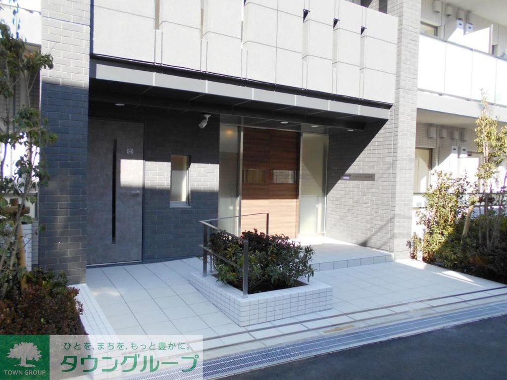 エントランス　部屋探しは株式会社　タウンハウジング　までお気軽にお問合せ…