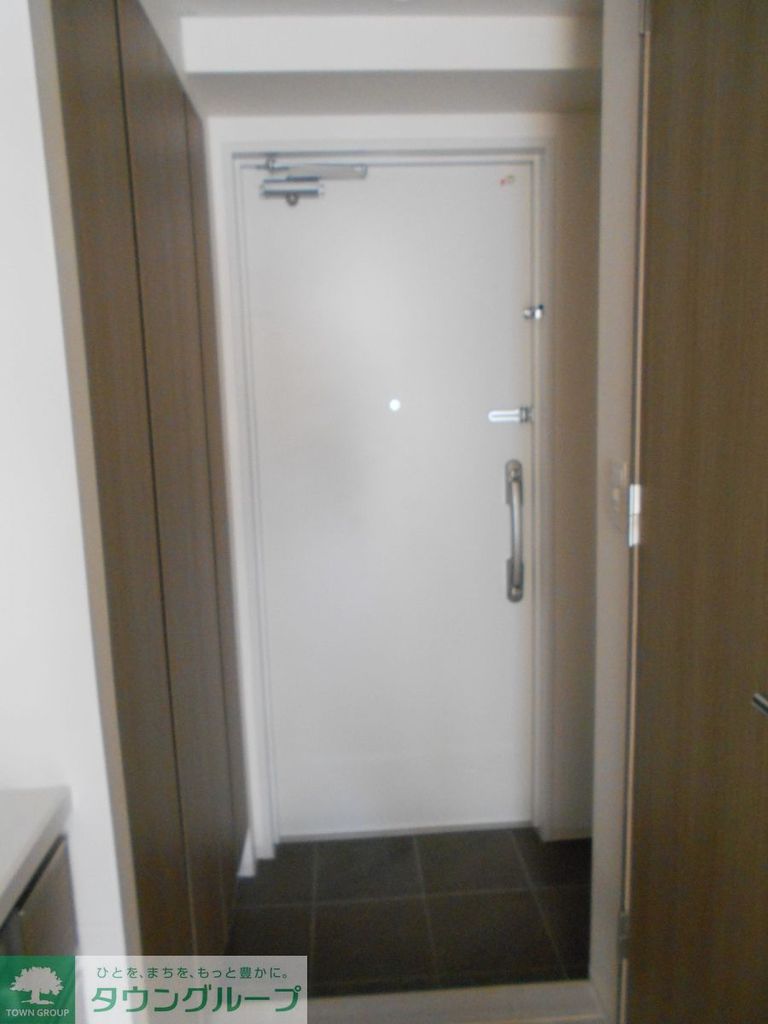 玄関　お部屋探しは株式会社　タウンハウジング　までお気軽にお問合…