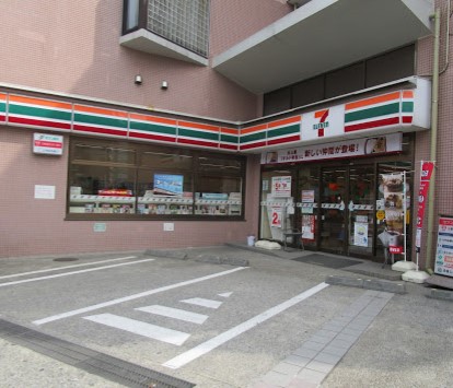 コンビニ　セブンイレブン 大田区西六郷4丁目店（コンビニ）まで514m