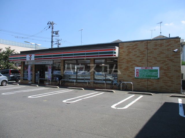 コンビニ　セブン-イレブン 八王子散田５丁目店（コンビニ）まで154m