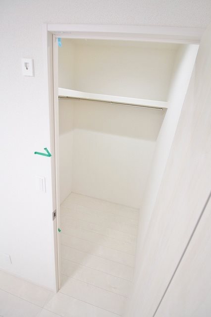 収納　ウォークインクローゼット