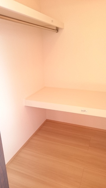 収納　ウォークインクローゼット