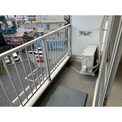 バルコニー　バルコニー付きです