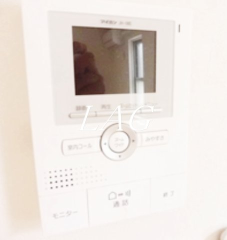 セキュリティ　モニター付きインターホンです。