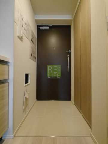 玄関　クロスレジデンス飯田橋（同タイプ別部屋の写真です）