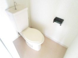 トイレ　トイレもきれいです