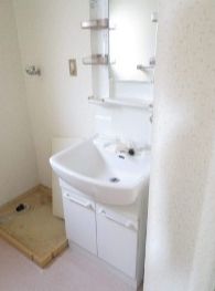 洗面設備　忙しい朝には欠かせない洗面所です