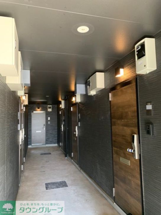 エントランス　エントランス