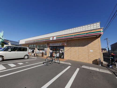 コンビニ　セブン－イレブン 藤沢亀井野４丁目店（コンビニ）まで565m