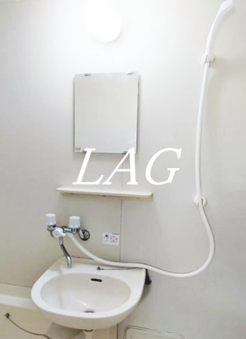 洗面設備　洗面台です。