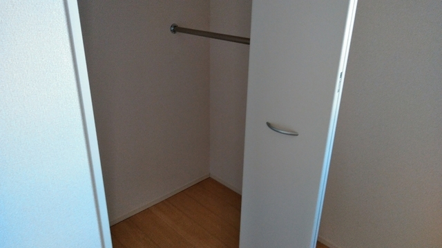 収納　クローゼット