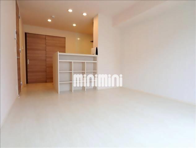 居室・リビング　明るいリビングです