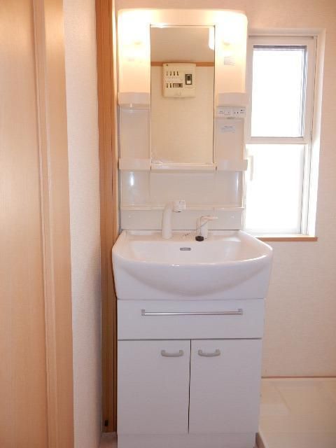 洗面設備　☆嬉しい独立洗面台☆