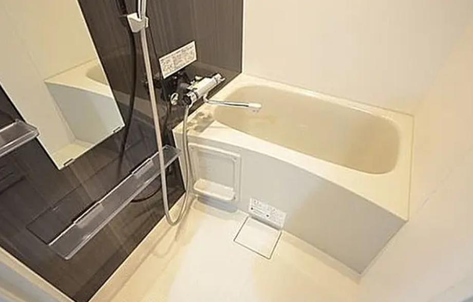 バス・シャワールーム　風呂