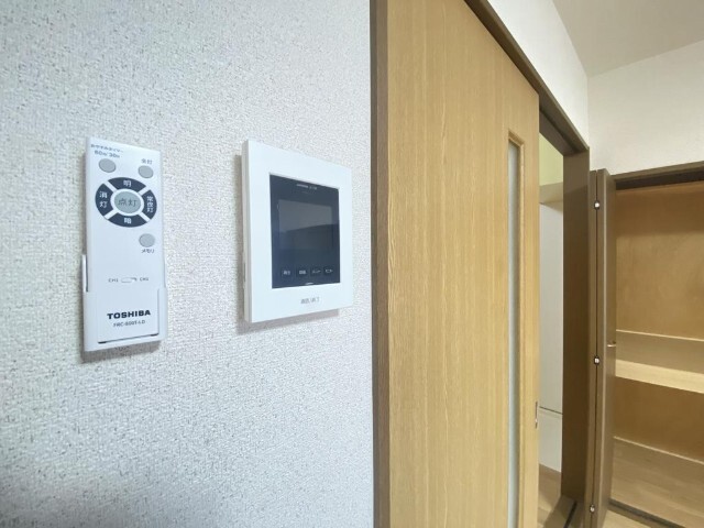 セキュリティ　同物件別室のイメージ画像となります　反転した間取りとなります