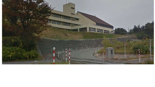 中学校　柏崎市立西山中学校（中学校）まで1088m