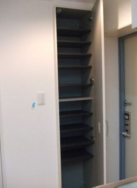 収納　シューズボックス